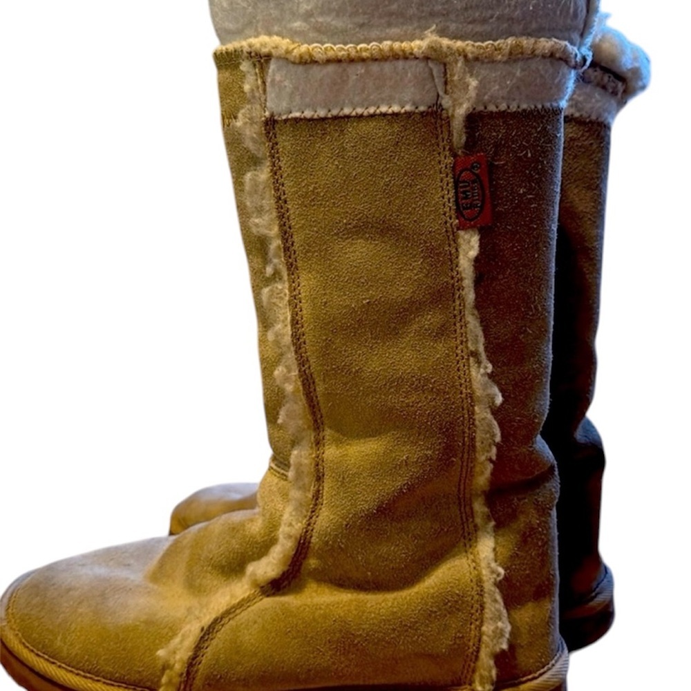 EMU Ridge women’s size 9 boots
